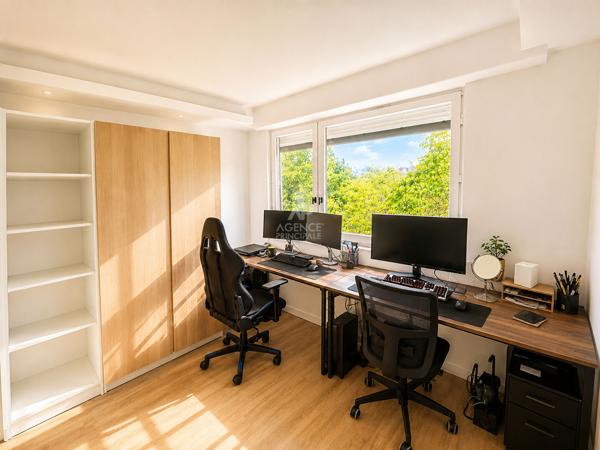 Appartement Verneuil-sur-seine 5 pièce(s) 93 m2 249 000 € **  - Référence  1777