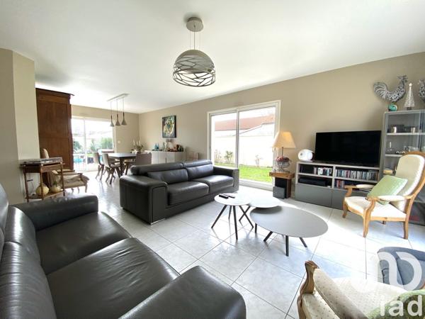 Maison à vendre 5 pièces 161 m² Vérines