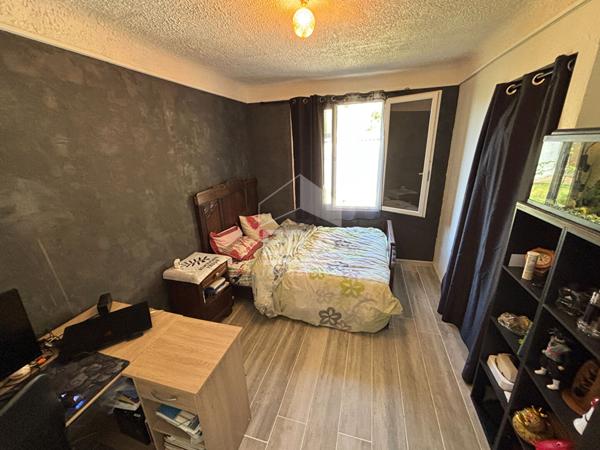 Maison de 121.63 m² avec jardin et garage à vendre sur Peyruis