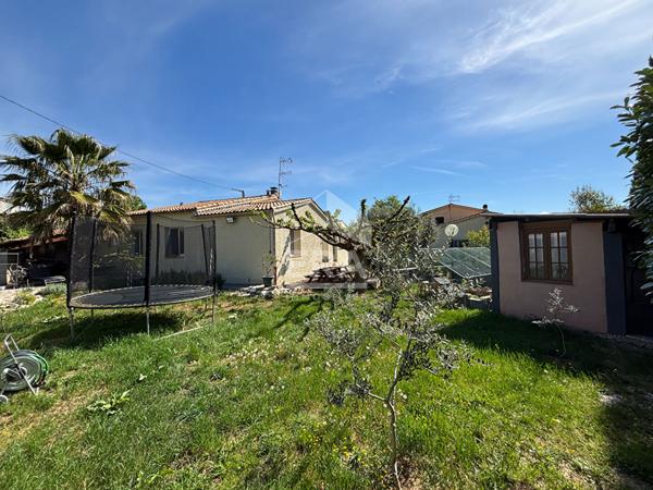 Maison de 121.63 m² avec jardin et garage à vendre sur Peyruis