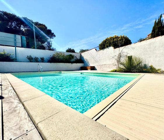 Golfe de Saint-Tropez - Les Issambres -Appartement 100m2 rez de jardin vue mer & mer à pied !