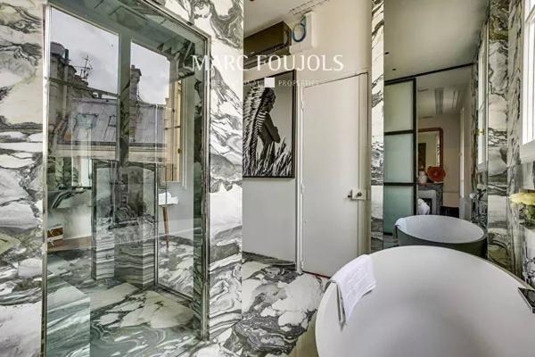 Paris 8/16 Pont de l’Alma : appartement luxe vue dégagée et balcon filant