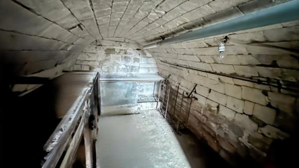 Maison à vendre 8 pièces, 4 chs, dépendances proche de BETHENIVILLE (51)