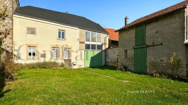 Maison à vendre 8 pièces, 4 chs, dépendances proche de BETHENIVILLE (51)