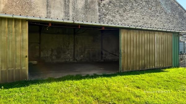 Maison à vendre 8 pièces, 4 chs, dépendances proche de BETHENIVILLE (51)