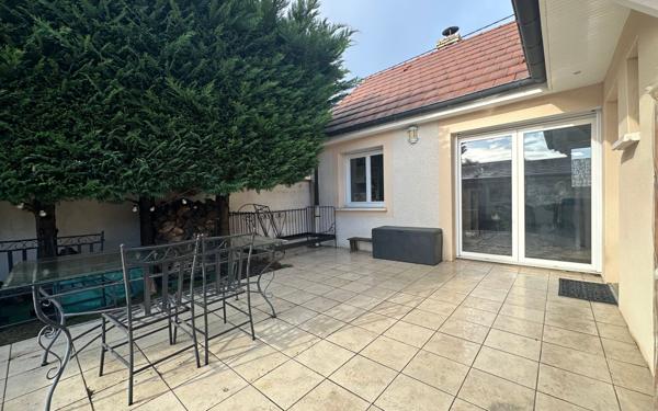 Maison à vendre    6 pièces • 135 m2 Chenôve