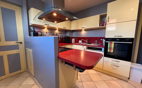 Maison à vendre    6 pièces • 135 m2 Chenôve