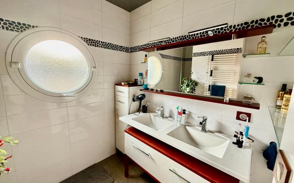 Maison à vendre    6 pièces • 135 m2 Chenôve