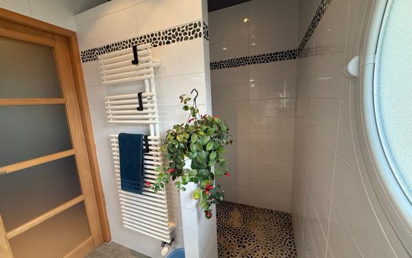 Maison à vendre    6 pièces • 135 m2 Chenôve