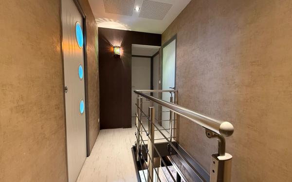 Maison à vendre    6 pièces • 135 m2 Chenôve