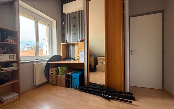 Maison à vendre    6 pièces • 135 m2 Chenôve