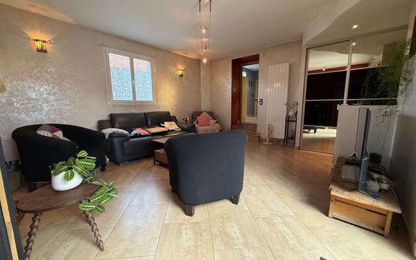 Maison à vendre    6 pièces • 135 m2 Chenôve