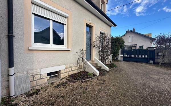 Maison à vendre    6 pièces • 135 m2 Chenôve