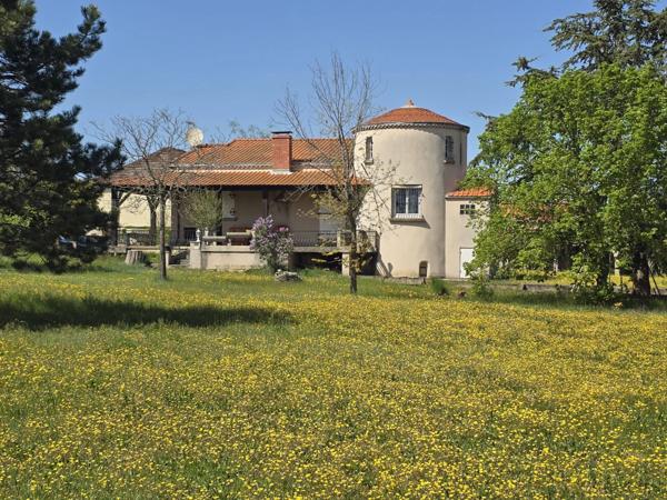 Vente Maison 4 pièces 157 m2 à Le Breuil-sur-Couze