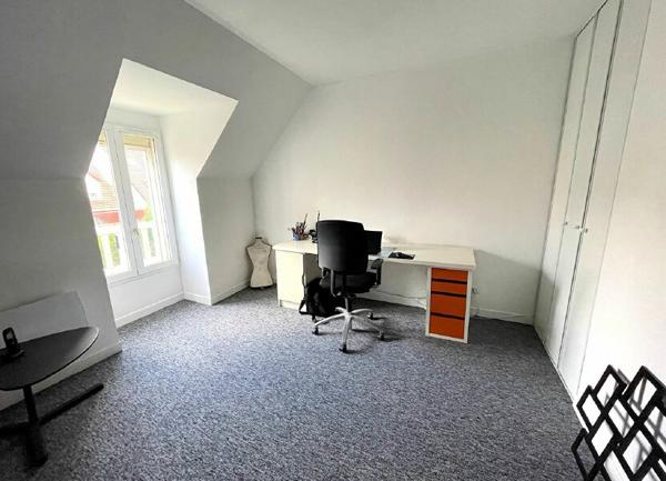 Maison à vendre    6 pièces • 133 m2 Rungis