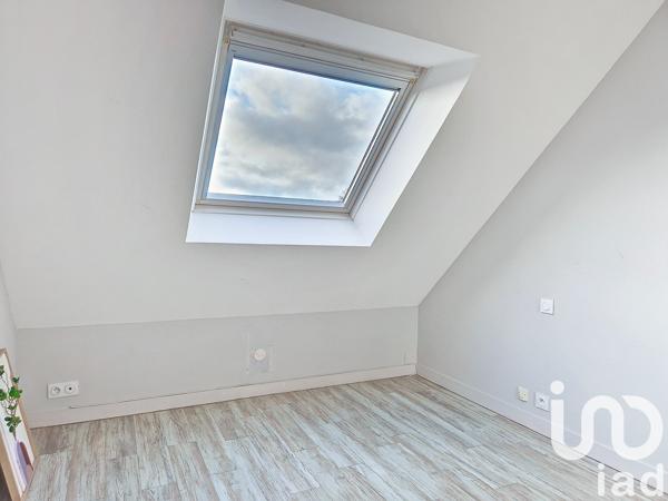 Duplex 4 pièces de 66 m² à Ploeren (56880)