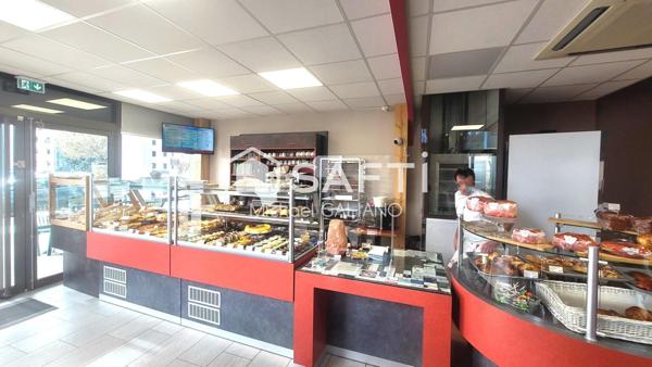 "Commerce clé en main au cœur de Voiron".