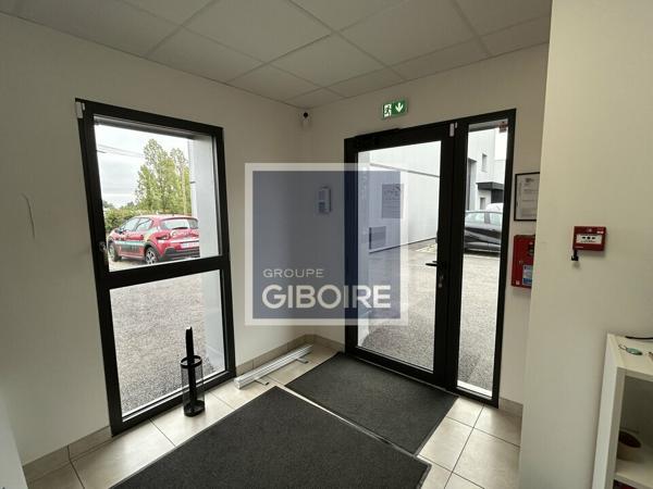 Local d'activites 225 m² à louer NOYAL-SUR-VILAINE (réf : 35.7237)