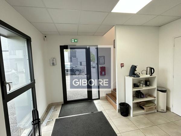 Local d'activites 225 m² à louer NOYAL-SUR-VILAINE (réf : 35.7237)