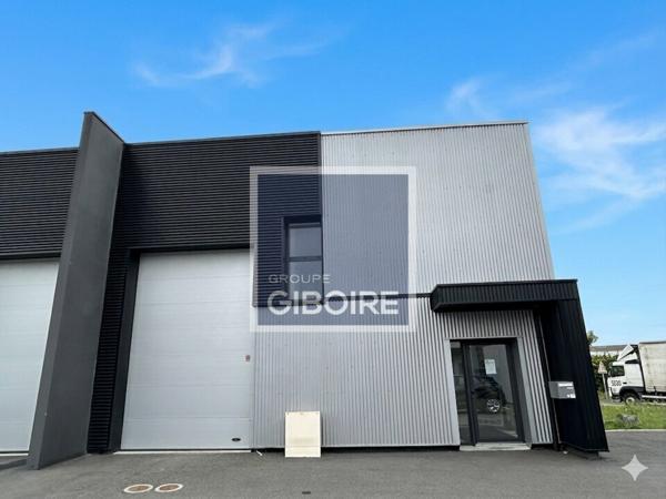 Local d'activites 225 m² à louer NOYAL-SUR-VILAINE (réf : 35.7237)
