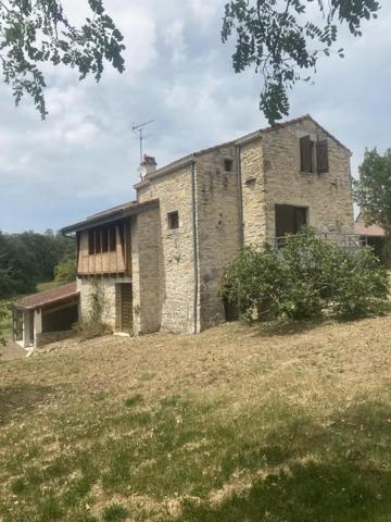 Maison à louer à Villefranche-de-Rouergue (12200)