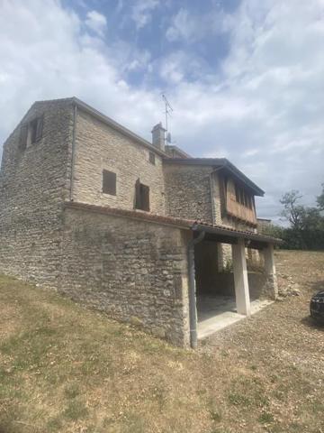 Maison à louer à Villefranche-de-Rouergue (12200)