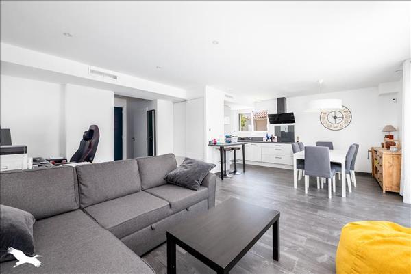 Maison à vendre |  Blanquefort |  5 pièces | 94 m²