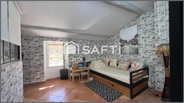 Maison de village avec Terrasses et Dépendance