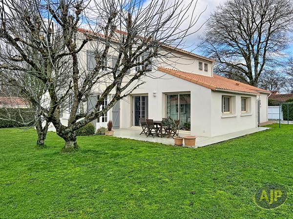 Vente maison Pont Saint Martin : 449 900 € - AJP Immobilier Rezé