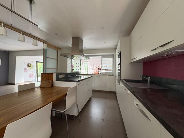 Maison 7 pièces – 180 m² environ à Laillé (ref : 36490)