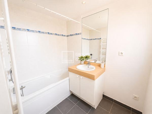 Appartement T2 à vendre PACE - 34 m² (réf : MM26483GE)