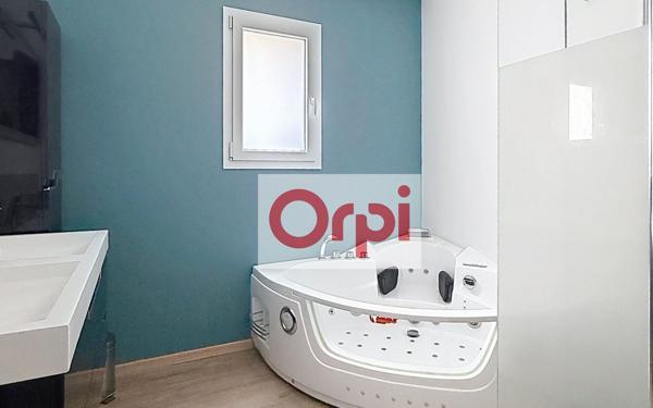 Maison à vendre    5 pièces •  Saint-Cyprien