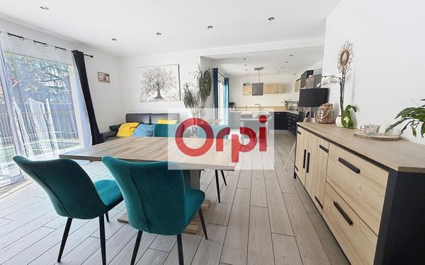 Maison à vendre    5 pièces •  Saint-Cyprien