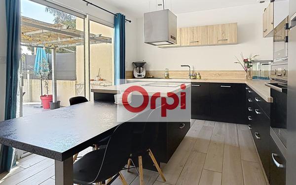 Maison à vendre    5 pièces •  Saint-Cyprien