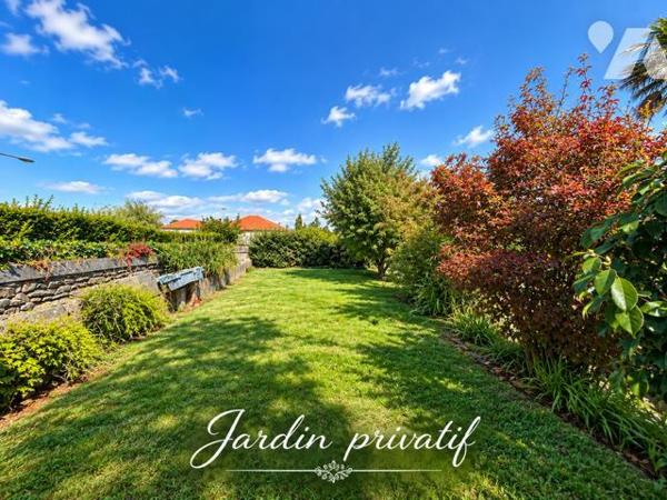 PLOUGONVELIN - Appartement 72m² avec cour et jardin privatifs - 3 chambres