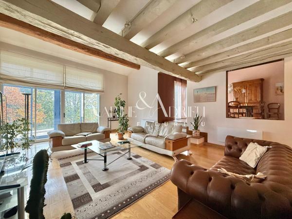 VILLA AU STYLE PROVENÇALE AVEC PISCINE, PARC, VÉRANDAS ET DOUBLE GARAGE