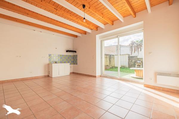 Maison à vendre |  Pont-l'Abbé-d'Arnoult |  4 pièces | 95 m²