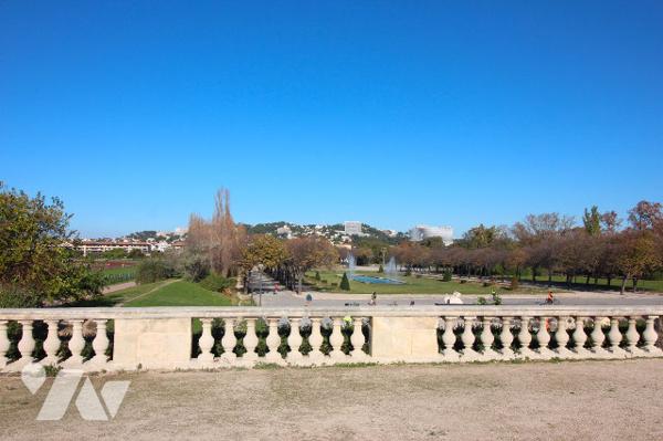 Appartement agréable T3/4 de 79m2 (Carrez) dans le quartier de Bonneveine (8e) + parking privatif