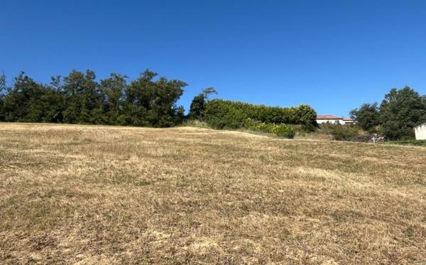 Terrain à vendre 81 103 € Salles-sur-l'Hers 748 m² DPE