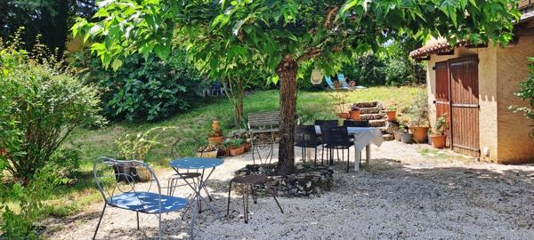 A vendre ARCAMBAL (46) Maison 6 pièces de 144m² habitables - Terrain 841m²