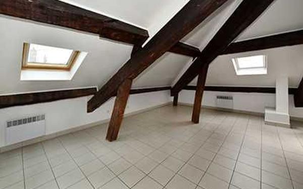 Appartement à louer    1 pièce •  Lyon 6