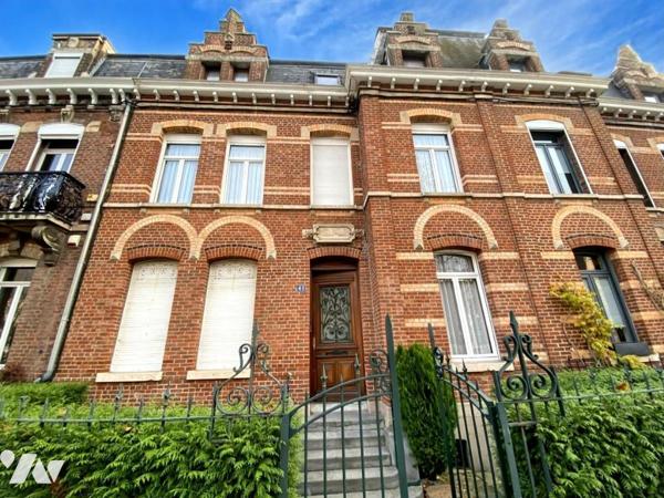 MAISON BOURGEOISE DE BOULEVARD – 260 m² – JARDIN & GARAGE DOUBLE