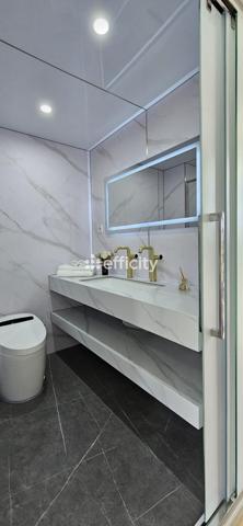 Maison
         2 pièces
        - 40 m² 54 890 € *
