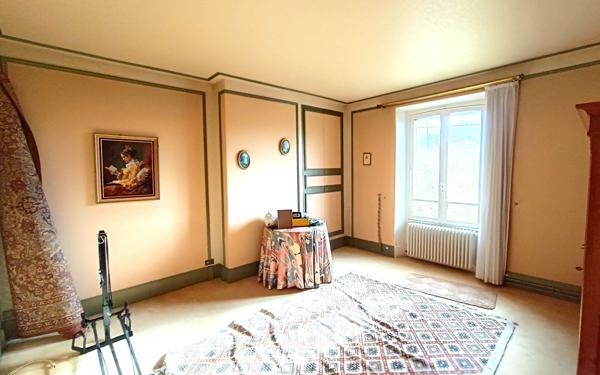 Maison à vendre    5 pièces •  Nemours