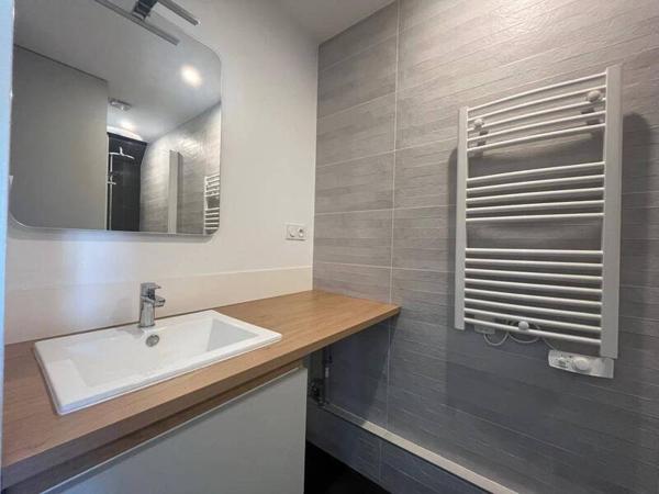 Appartement 1 pièce                                        - 35000 Rennes - Gare Réf : 2363
