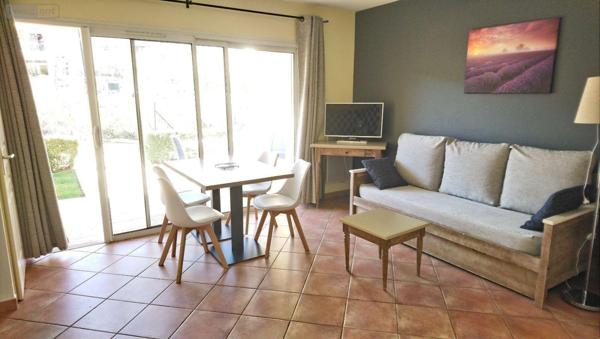 Appartement à vendre à Gréoux-les-Bains dans les Alpes-de-Haute-Provence (04800), ref : 025/1749