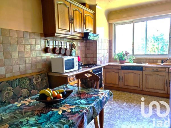 Maison 8 pièces de 203 m² à Lamorlaye (60260)