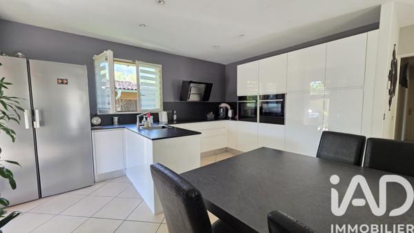Maison à vendre 5 pièces 116,55 m² Froges