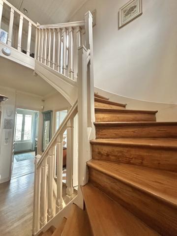 Maison 8 pièces - 180 m²