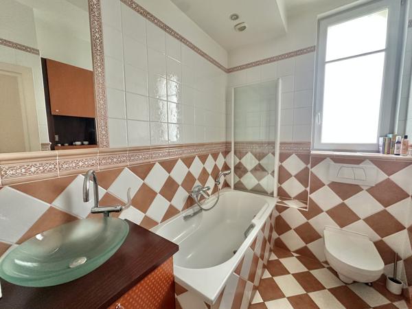 Maison 8 pièces - 180 m²